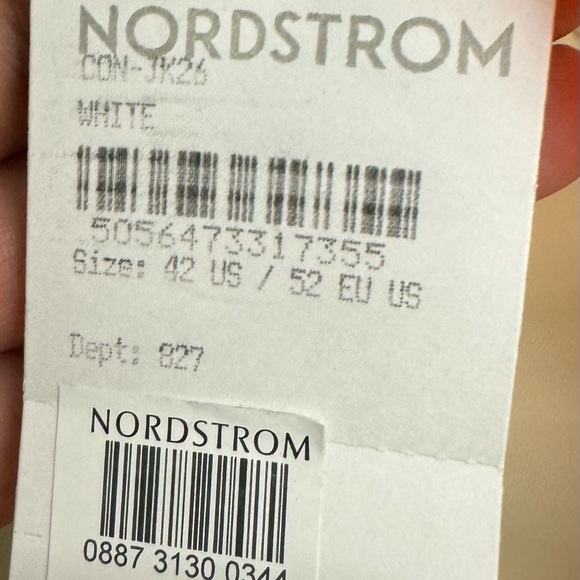 Thom Sweeney - Double breasted Shawl Collar Dinner Jacket. - Picture 9 of 9